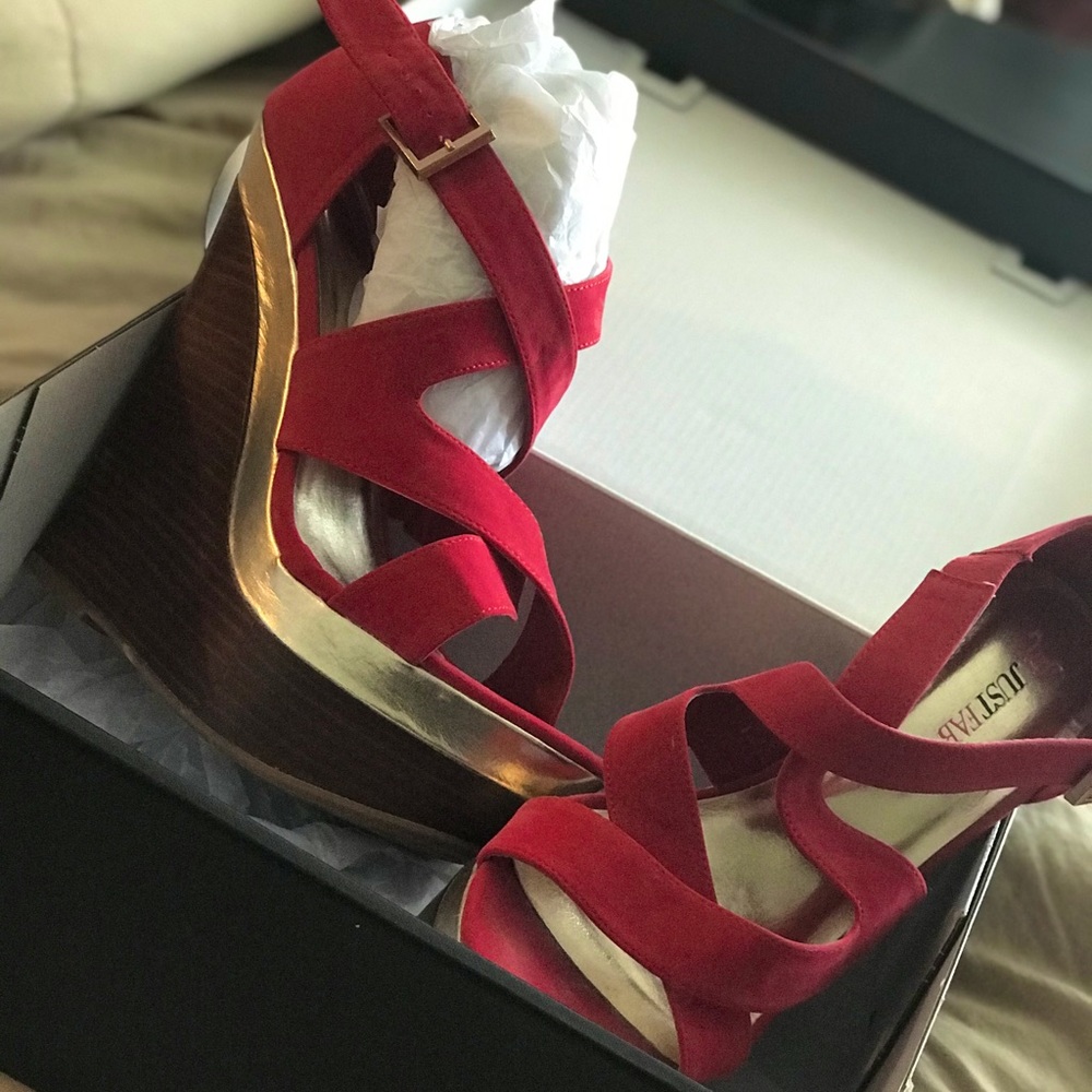 Pink Wedges